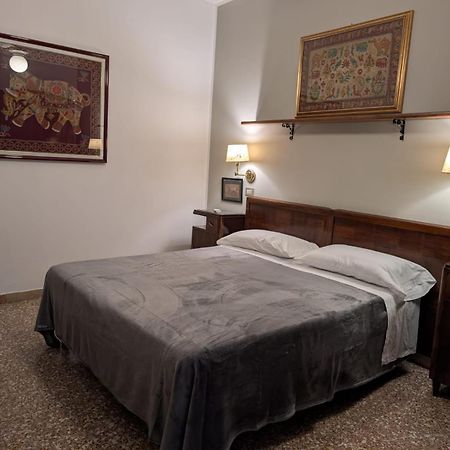 צ'סנטיקו Villa Antonietta Rooms & Coffee מראה חיצוני תמונה