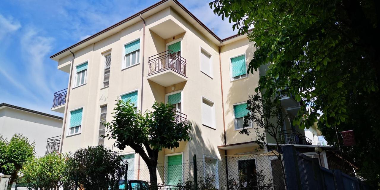 צ'סנטיקו Villa Antonietta Rooms & Coffee מראה חיצוני תמונה