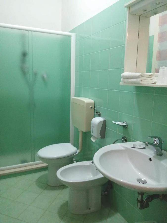 צ'סנטיקו Villa Antonietta Rooms & Coffee מראה חיצוני תמונה