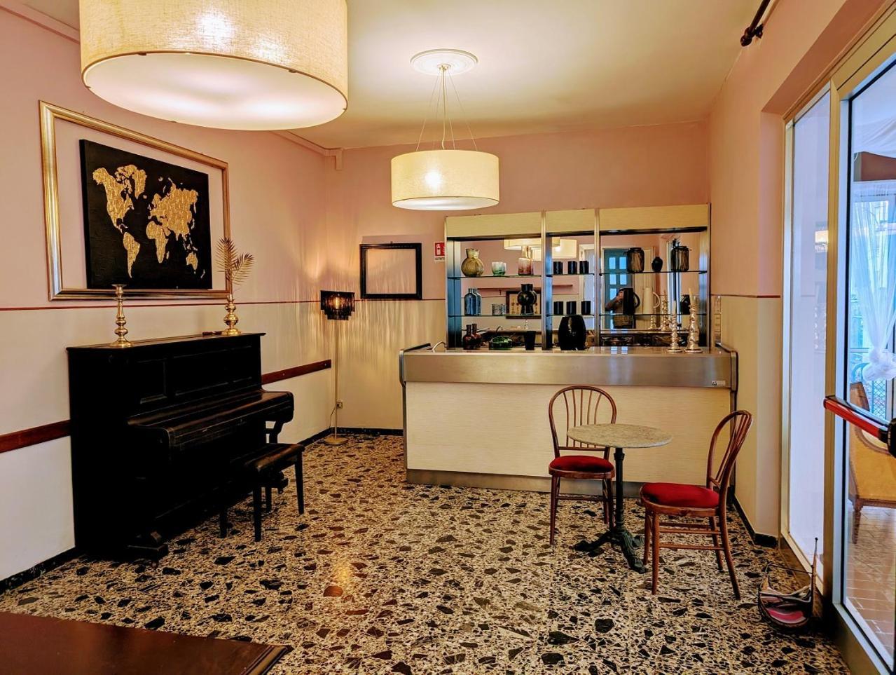 צ'סנטיקו Villa Antonietta Rooms & Coffee מראה חיצוני תמונה