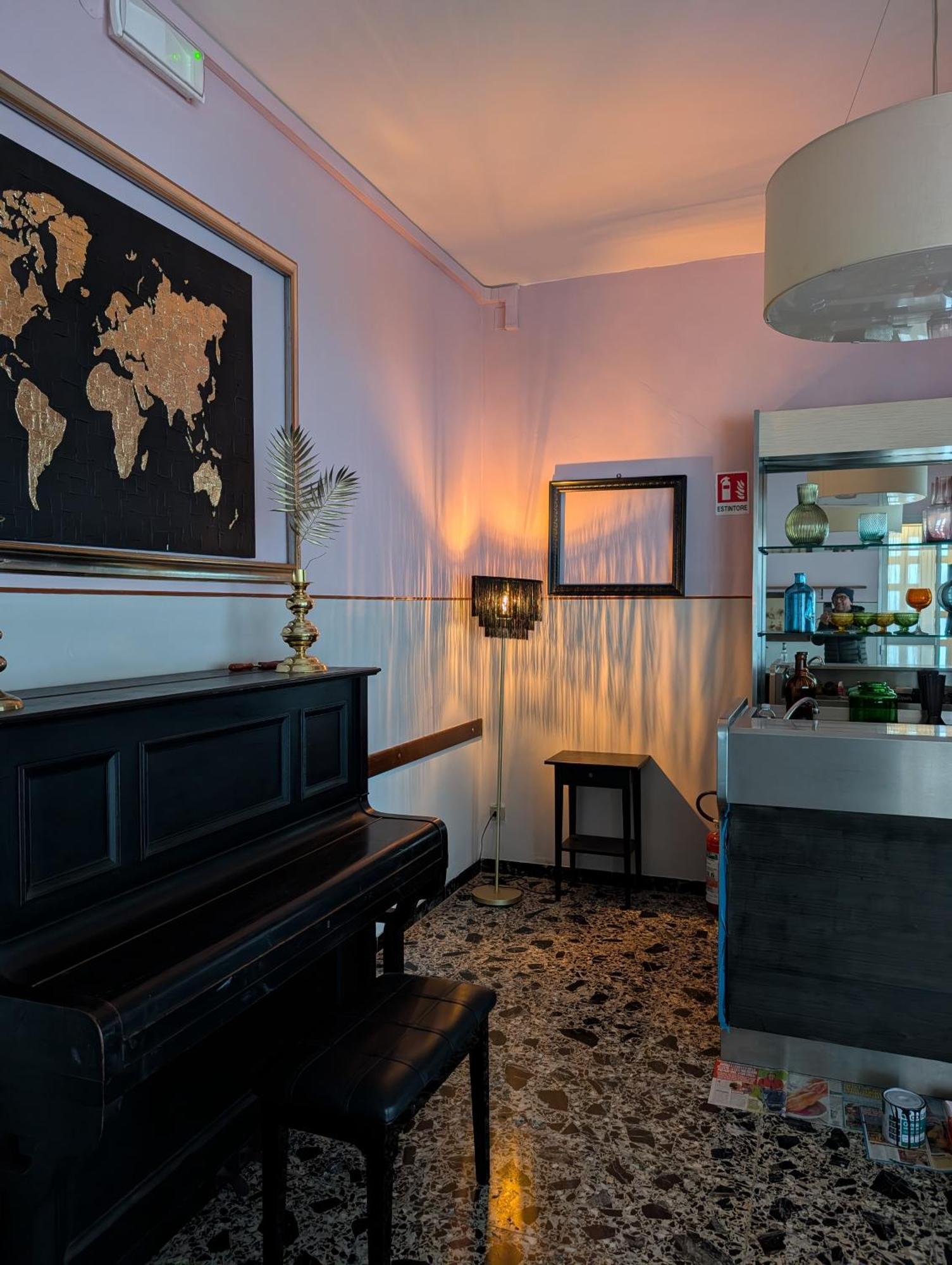 צ'סנטיקו Villa Antonietta Rooms & Coffee מראה חיצוני תמונה