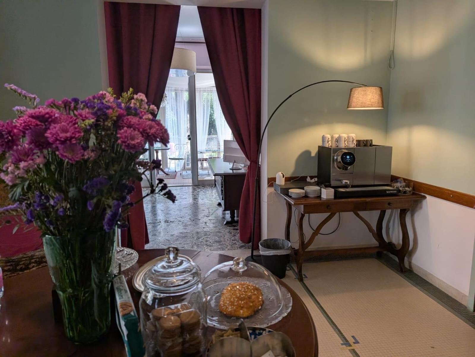 צ'סנטיקו Villa Antonietta Rooms & Coffee מראה חיצוני תמונה